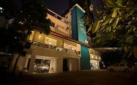 Lodge Paradize Hotel By The Sqwhere